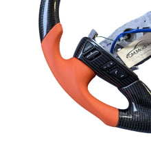 Load image into Gallery viewer, GM. Modi-Hub For Nissan 2013-2022 Armada / Titan Carbon Fiber Steering Wheel