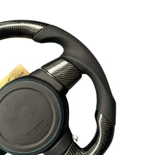 Load image into Gallery viewer, GM. Modi-Hub For Toyota 2006-2017 FJ Cruiser Carbon Fiber Steering Wheel