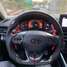 Load image into Gallery viewer, GM. Modi-Hub For Hyundai 2017-2020 Ioniq / 2019-2020 Elantra Carbon Fiber Steering Wheel