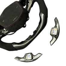 Load image into Gallery viewer, GM. Modi-Hub For Cadillac 2020-2026 CT4 / CT5 / 2019-2025 XT4 Carbon Fiber Steering Wheel