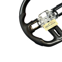 Load image into Gallery viewer, GM. Modi-Hub For Ford 2015-2017 Mustang Carbon Fiber Steering Wheel