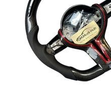 Load image into Gallery viewer, GM. Modi-Hub For BMW M5 M6 F01 F02 F03 F04 F10 F11 F06 F12 F13 F10 F06 F12 F13 Carbon Fiber Steering Wheel