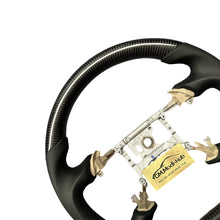 Load image into Gallery viewer, GM. Modi-Hub For Ford 1999-2004 Mustang Carbon Fiber Steering Wheel