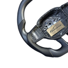 Load image into Gallery viewer, GM. Modi-Hub For Volvo 2019-2025 V60 Carbon Fiber Steering Wheel