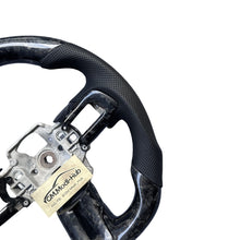Load image into Gallery viewer, GM. Modi-Hub For Ford 2015 -2017 Mustang Carbon Fiber Steering Wheel