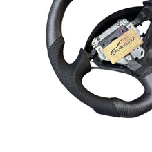 Load image into Gallery viewer, GM. Modi-Hub For Honda 1999-2009 S2000 / Acura 2002-2006 RSX Carbon Fiber Steering Wheel