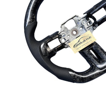 Load image into Gallery viewer, GM. Modi-Hub For Ford 2015 -2017 Mustang Carbon Fiber Steering Wheel