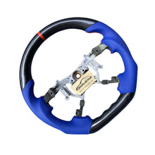 Load image into Gallery viewer, GM. Modi-Hub For Toyota 2008-2013 Sequoia / 2007-2013 Tundra Carbon Fiber Steering Wheel