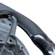 Load image into Gallery viewer, GM. Modi-Hub For Volvo 2019-2025 S60 Carbon Fiber Steering Wheel