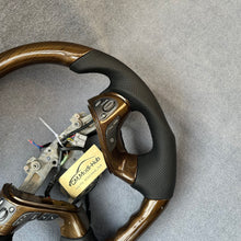 Load image into Gallery viewer, GM. Modi-Hub For Nissan 2015-2023 Murano / 2013-2020 Pathfinder Woodgrain Steering Wheel