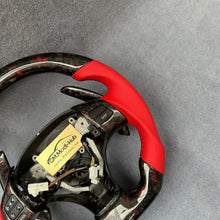 Load image into Gallery viewer, GM. Modi-Hub For Lexus 2006-2013 IS250 IS350 ISF Carbon Fiber Steering Wheel