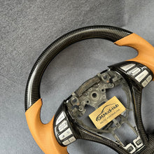 Load image into Gallery viewer, GM. Modi-Hub For Nissan 2013-2018 Altima Carbon Fiber Steering Wheel