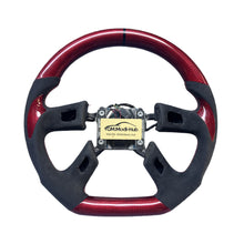 Load image into Gallery viewer, GM. Modi-Hub For GMC 2003-2007 Hummer H2 / Savana / Sierra Carbon Fiber Steering Wheel