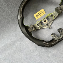 Load image into Gallery viewer, GM. Modi-Hub For Jeep 2011-2013 Grand Cherokee Carbon Fiber Steering Wheel