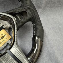 Load image into Gallery viewer, GM. Modi-Hub For Infiniti 2017-2022 Q60 / 2018-2020 Q50 Carbon Fiber Steering Wheel