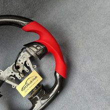 Load image into Gallery viewer, GM. Modi-Hub For Subaru 2008-2014 Forester/ Legacy BP5 BP9 /Impreza WRX STI Carbon Fiber Steering Wheel