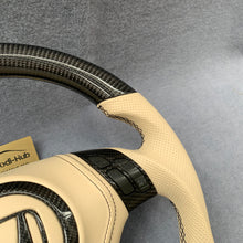 Load image into Gallery viewer, GM. Modi-Hub For Honda 2003-2007 Accord CL9 CL7 /Acura 2004-2008 TSX Carbon Fiber Steering Wheel