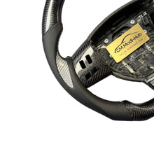 Load image into Gallery viewer, GM. Modi-Hub For Jaguar 2007-2009 XK XKR / 2008-2015 XF Carbon Fiber Steering Wheel