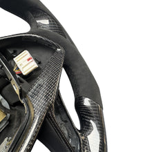 Load image into Gallery viewer, GM. Modi-Hub For Cadillac 2016-2020 CT6 / 2017 -2021 XT5 Carbon Fiber Steering Wheel