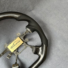 Load image into Gallery viewer, GM. Modi-Hub For Infiniti 2006-2010 M35 M45 Carbon Fiber Steering Wheel