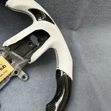 Load image into Gallery viewer, GM. Modi-Hub For Jeep 2019-2026 Wrangler / 2018-2026 Gladiator Carbon Fiber Steering Wheel