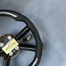 Load image into Gallery viewer, GM. Modi-Hub For Jeep 2007-2010 Wrangler Carbon Fiber Steering Wheel