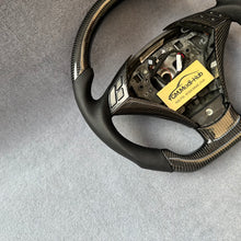 Load image into Gallery viewer, GM. Modi-Hub For BMW E60 E61 Carbon Fiber Steering Wheel