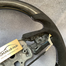 Load image into Gallery viewer, GM. Modi-Hub For Cadillac 2020-2026 CT4 / CT5 / 2019-2025 XT4 Carbon Fiber Steering Wheel