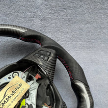 Load image into Gallery viewer, GM. Modi-Hub For BMW X3 X5 X6 E83 E70 E71 E72 Carbon Fiber Steering Wheel