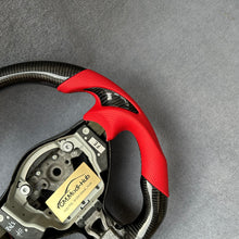 Load image into Gallery viewer, GM. Modi-Hub For Nissan 2009-2020 Z Coupe 370Z /Sentra / Maxima / Juke Carbon Fiber Steering Wheel