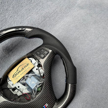 Load image into Gallery viewer, GM. Modi-Hub For BMW E82 E88 E90/E91/E92/E93 E84 Carbon Fiber Steering Wheel