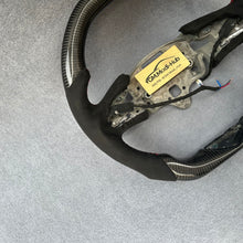 Load image into Gallery viewer, GM. Modi-Hub For Cadillac 2020-2026 CT4 / CT5 / 2019-2025 XT4 Carbon Fiber Steering Wheel