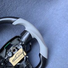 Load image into Gallery viewer, GM. Modi-Hub For Toyota 2007-2010 Camry /2009-2012 Venza Carbon Fiber Steering Wheel