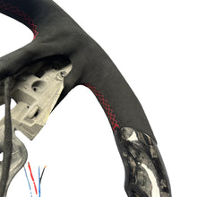 Load image into Gallery viewer, GM. Modi-Hub For Cadillac 2020-2026 CT4 / CT5 / 2019-2025 XT4 Carbon Fiber Steering Wheel