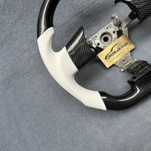 Load image into Gallery viewer, GM. Modi-Hub For Nissan 2003-2010 350Z Carbon Fiber Steering Wheel