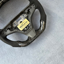 Load image into Gallery viewer, GM. Modi-Hub For Chevrolet 2016-2023 Cruze Carbon Fiber Steering Wheel