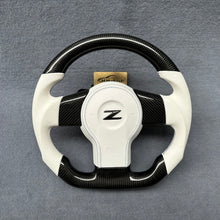 Load image into Gallery viewer, GM. Modi-Hub For Infiniti 2003-2008 FX35 FX45 Carbon Fiber Steering Wheel