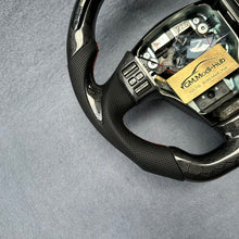 Load image into Gallery viewer, GM. Modi-Hub For Infiniti 2003-2006 G35 Carbon Fiber Steering Wheel