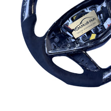 Load image into Gallery viewer, GM. Modi-Hub For Cadillac 2016-2020 CT6 / 2017 -2021 XT5 Carbon Fiber Steering Wheel