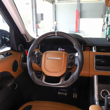 Load image into Gallery viewer, GM. Modi-Hub For Land Rover 2014-2021 Range Rover / 2018-2020 Range Rover Velar / 2020-2022 Range Rover Evoque / 2020-2023 Discovery Sport Carbon Fiber Steering Wheel