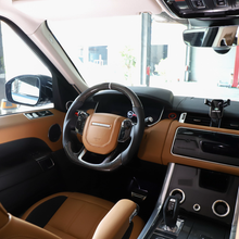 Load image into Gallery viewer, GM. Modi-Hub For Land Rover 2014-2021 Range Rover / 2018-2020 Range Rover Velar / 2020-2022 Range Rover Evoque / 2020-2023 Discovery Sport Carbon Fiber Steering Wheel
