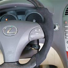 Load image into Gallery viewer, GM. Modi-Hub For Lexus 2007-2012 ES350 / 2008-2011 GS350 430 450 460 Carbon Fiber Steering Wheel