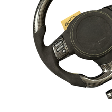 Load image into Gallery viewer, GM. Modi-Hub For Toyota 2006-2017 FJ Cruiser Carbon Fiber Steering Wheel
