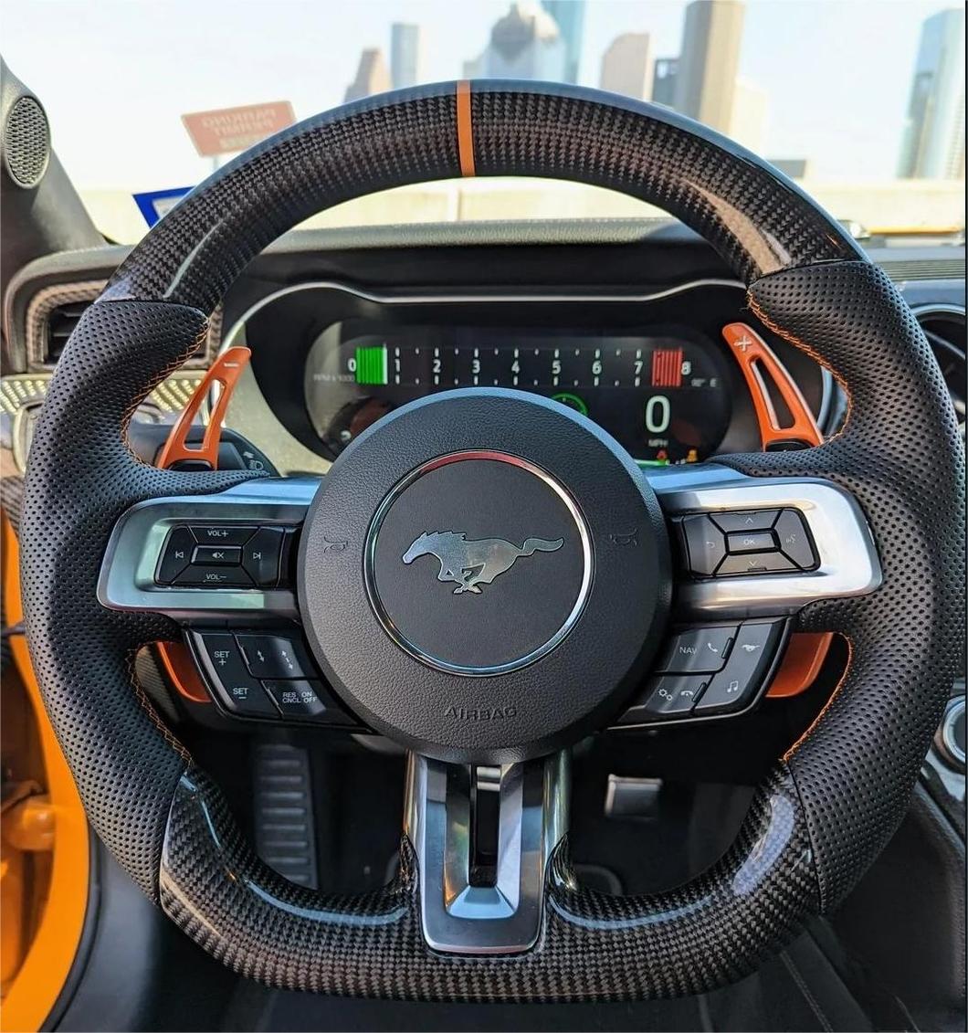 GM. Modi-Hub For Ford 2015 -2017 Mustang Carbon Fiber Steering Wheel