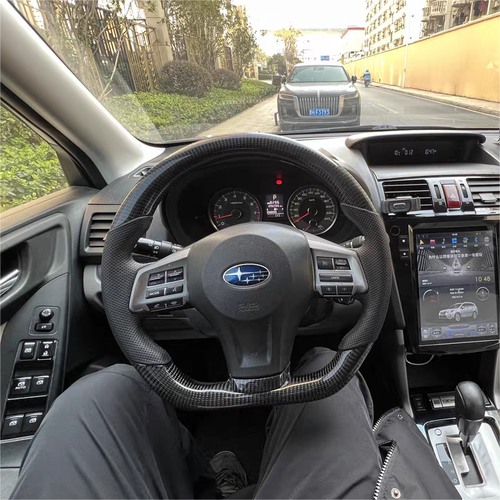 GM. Modi-Hub For Subaru 2012-2014 Outback / Legacy Carbon Fiber Steering Wheel