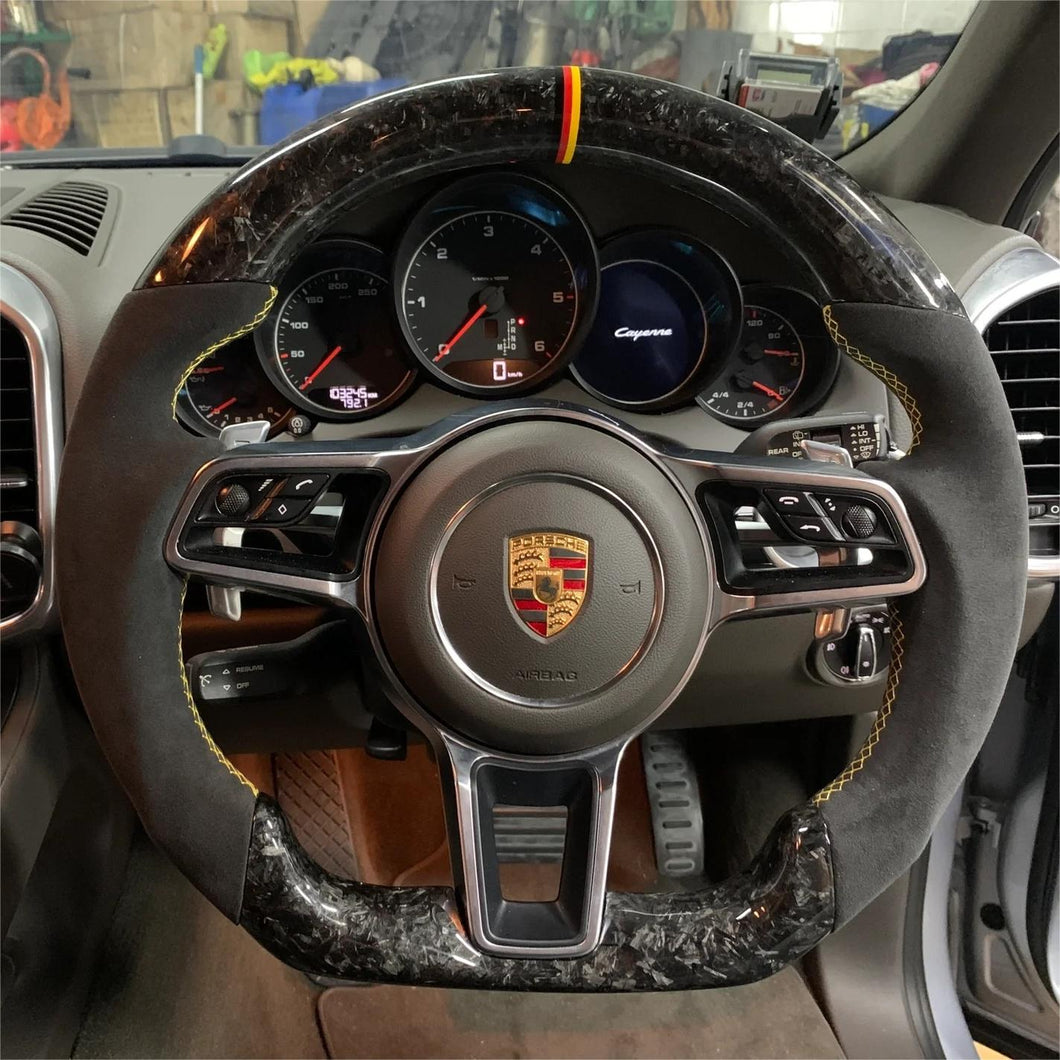 GM. Modi-Hub For Porsche 2013-2019 911 / 2014-2020 Macan / 2015-2024 Cayenne / 2016-2023 718 / 2017-2024 Panamera / 2016-2023 718 Boxster / 2012-2023 718 Cayman / 2015 918 Carbon Fiber Steering Wheel