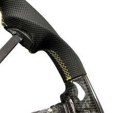 Load image into Gallery viewer, GM. Modi-Hub For Jeep 2005-2010 Grand Cherokee SRT Carbon Fiber Steering Wheel
