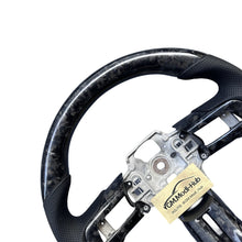 Load image into Gallery viewer, GM. Modi-Hub For Ford 2015 -2017 Mustang Carbon Fiber Steering Wheel
