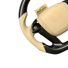 Load image into Gallery viewer, GM. Modi-Hub For Honda Accord 2008-2012 / 2009-2015 Pilot / 2011-2017 Odyssey Carbon Fiber Steering Wheel
