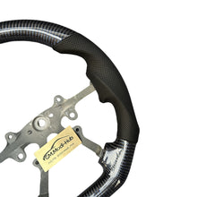 Load image into Gallery viewer, GM. Modi-Hub For Jeep 2005-2010 Grand Cherokee SRT Carbon Fiber Steering Wheel
